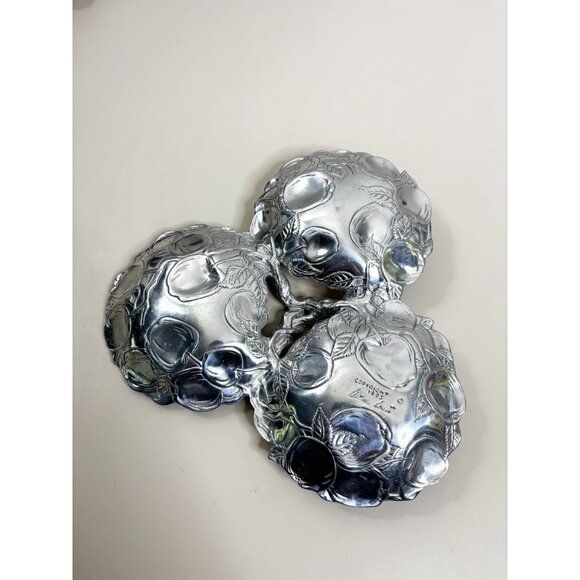VTG Arthur Court Aluminum Divided Serving 12" x 12" Tray With Apples 1993 EUC - Picture 6 of 6